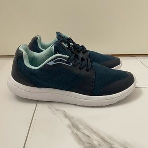 Everlast Athletic Running Workout Sneakers Shoes